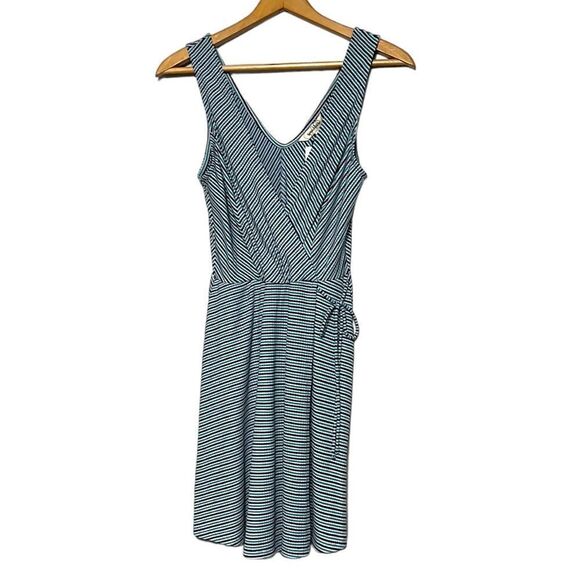 Wrap Dress Juniors Size Medium Green White Striped Pockets Speechless NEW - Picture 1 of 11